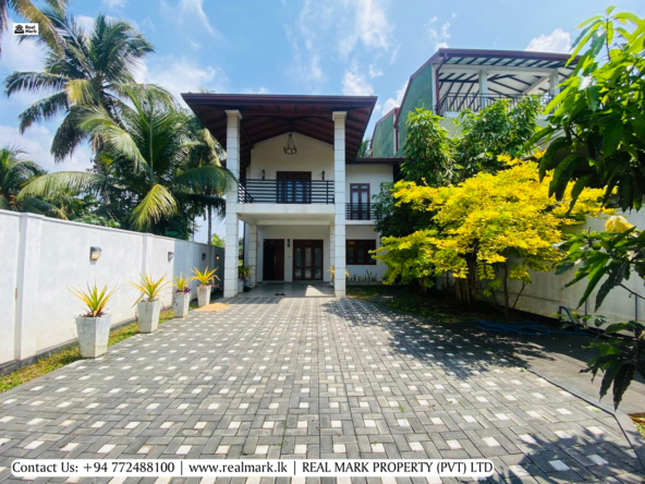 Furnished Luxury House for Rent in Wadduwa. Visit RealMark.lk or Contact 0772488100 Now, for more Information!