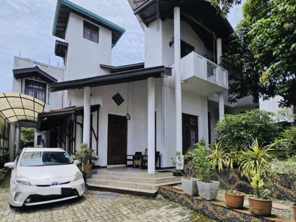 House for rent in Biyagama. Five minutes to the free trade zone. Visit RealMark.lk or Contact 0772488100 now for more Information!